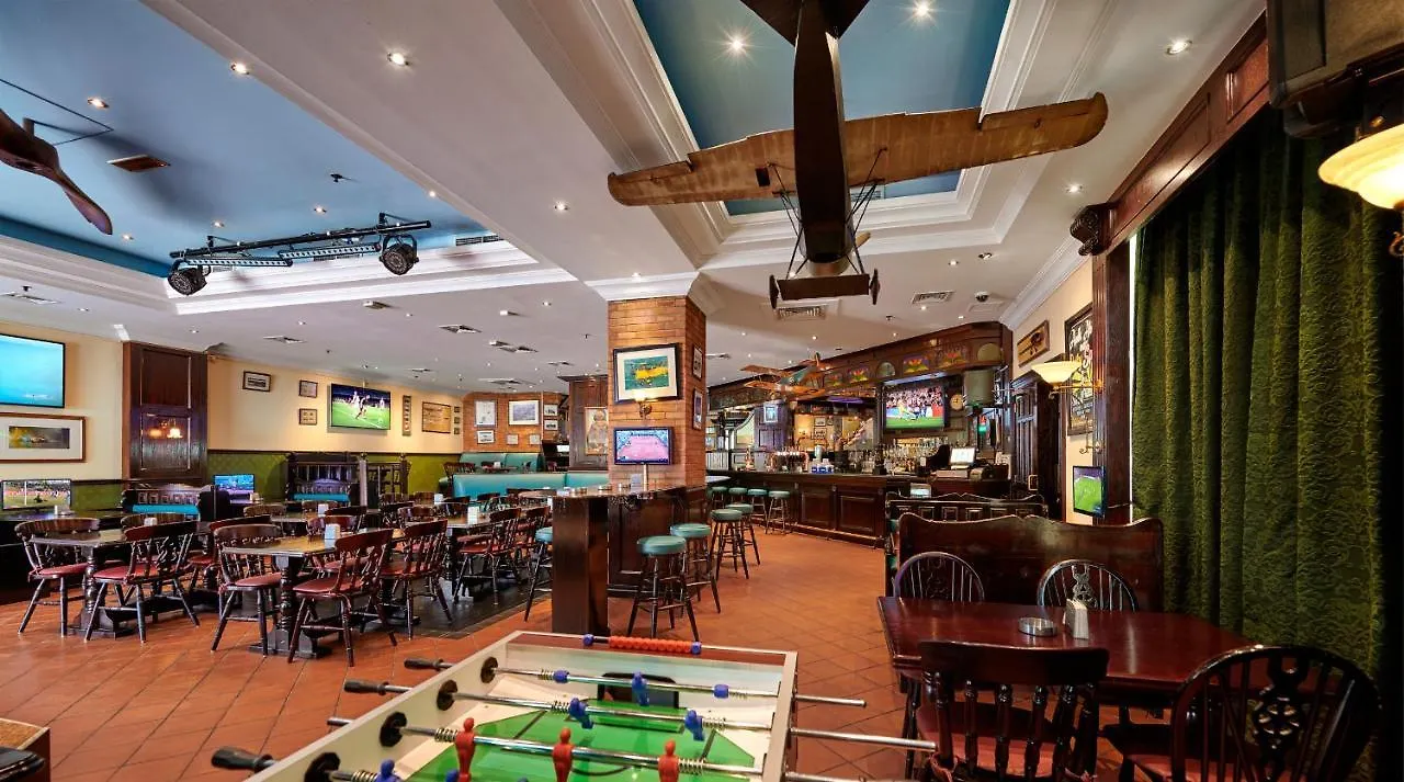 Copthorne Airport Hotel Dubai 3*,